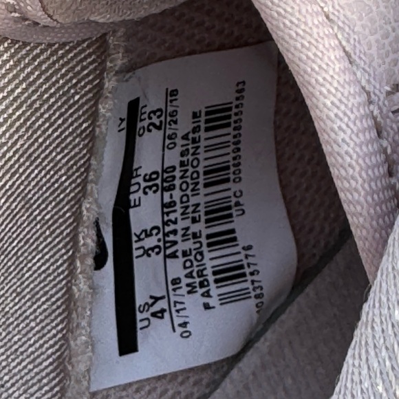 Brand New Nike Air Force 1 Size 4Y (6W) - Picture 5 of 5